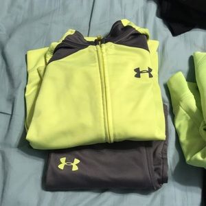 Lot of Under Armour and Nike Cloths.  6-7 youth